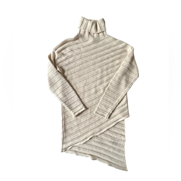 Asymmetric Sweater by Esteban Cortazar Collective Size Medium - Picture 7 of 10